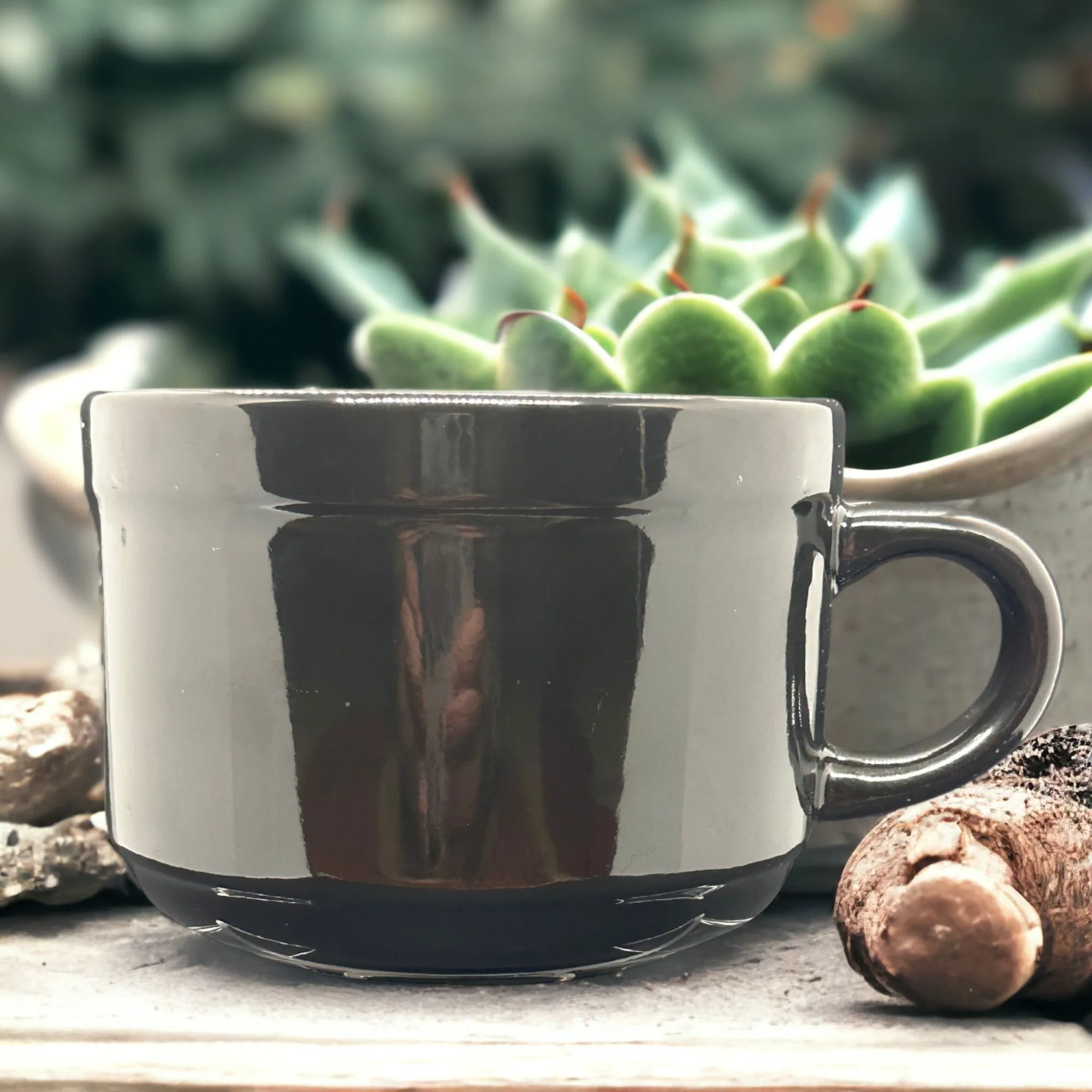 3-Wick Coffee Mug Candle RED