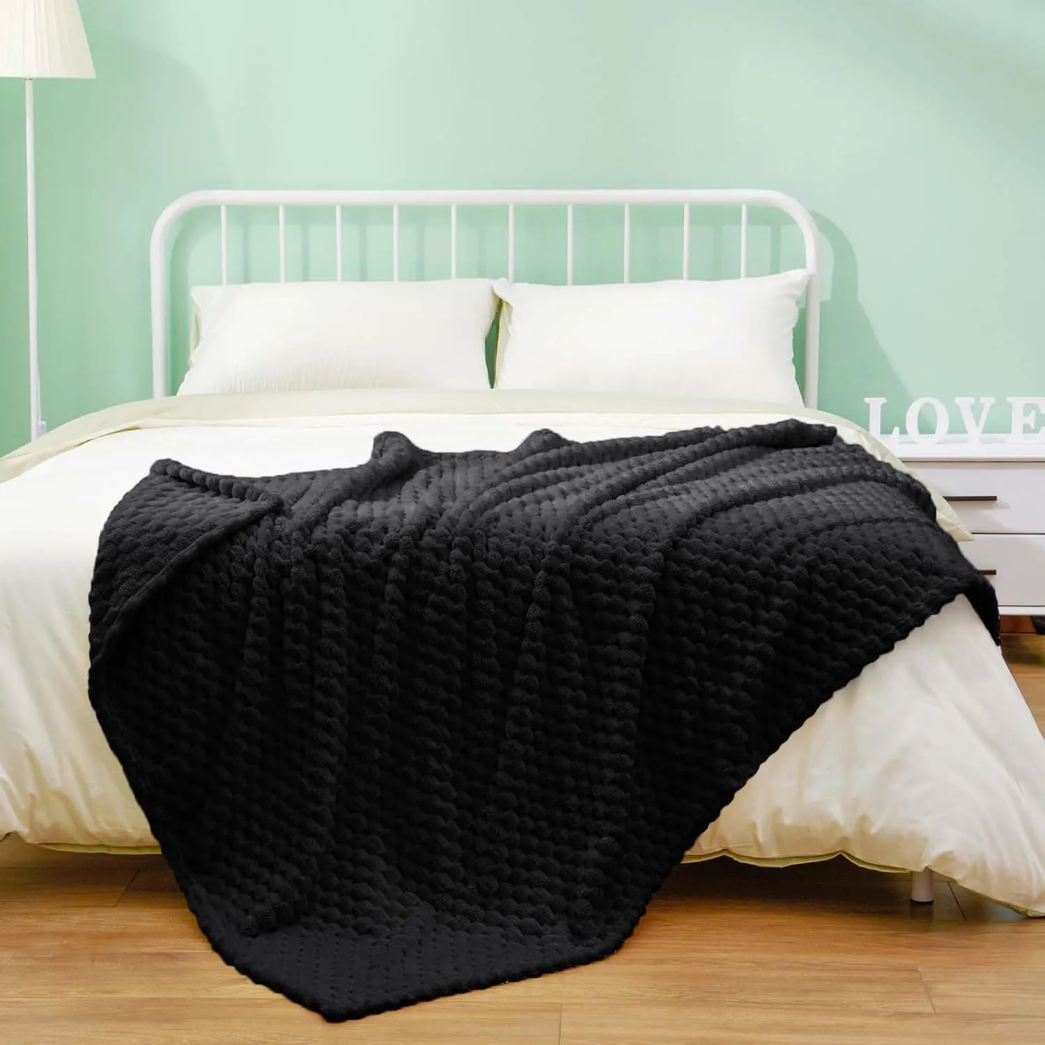 Excervent Flannel Fleece Throw Blanket (50x70 inches), Hexagon Jacquard Decorative Fuzzy Blankets for Household, Camping, and Travel, Super Soft Cozy, Suitable for All Seasons, Black